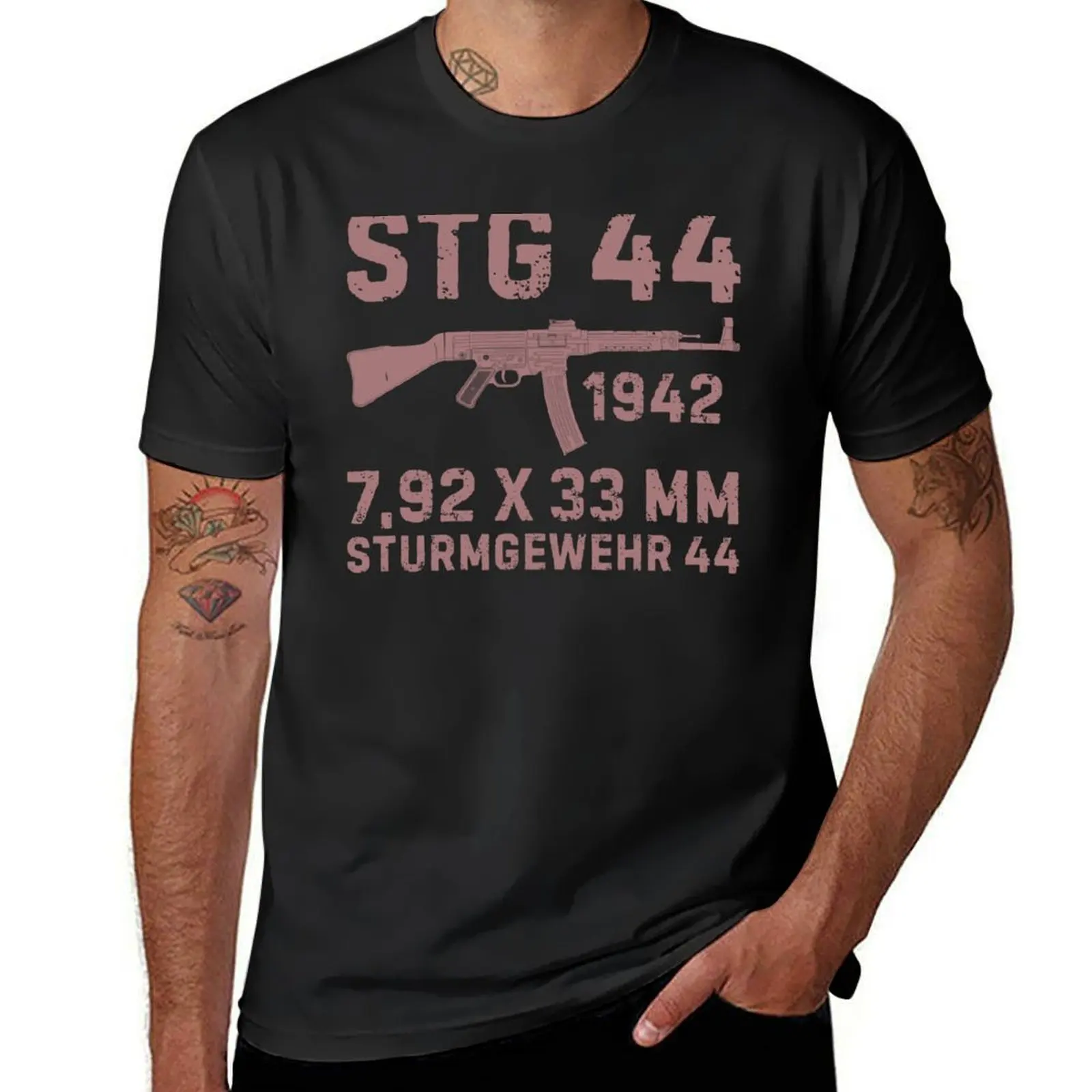 Summer Clothing Essentials Men - German assault rifle StG 44 for