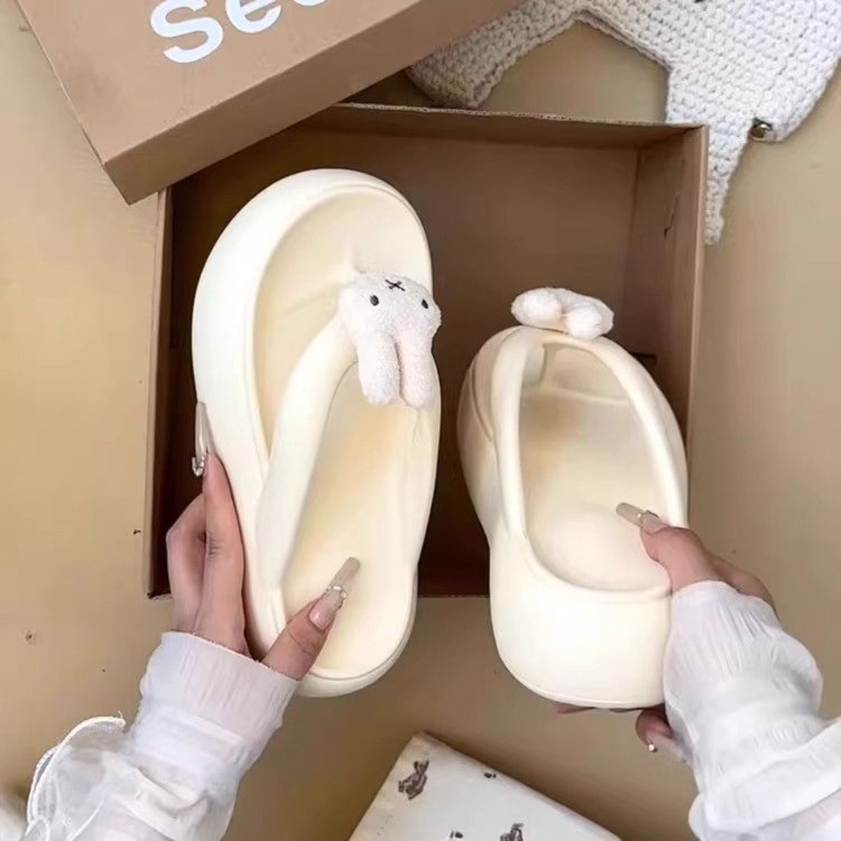 Urocze klapki EVA Miffy, słodk – Summer Away Clothing recenzja i cena