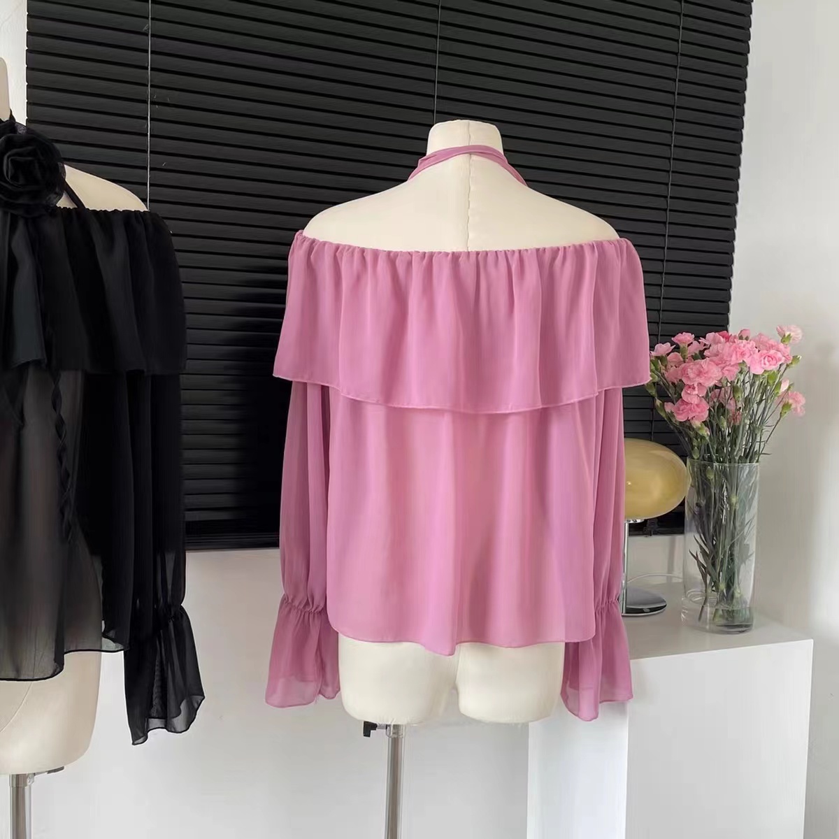 Bluzki damskie głęboki dekolt  – Crop Blouse Linen recenzja i cena
